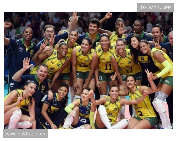 [冰雪]赵健彤：本届世锦赛 中国队参赛阵容“以老带新”.