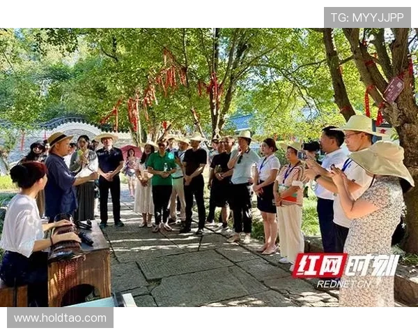 红土新王频出今季首冠井喷 红土新王频出今季首冠井喷